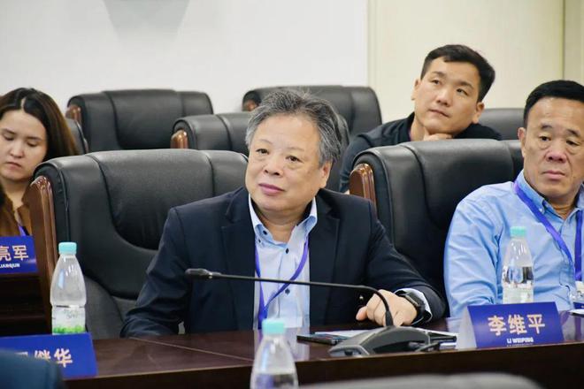 必威网站：2024“一带一路”国际化创新人才培养研讨会在厦门大学马来西亚分校成功召开(图2)