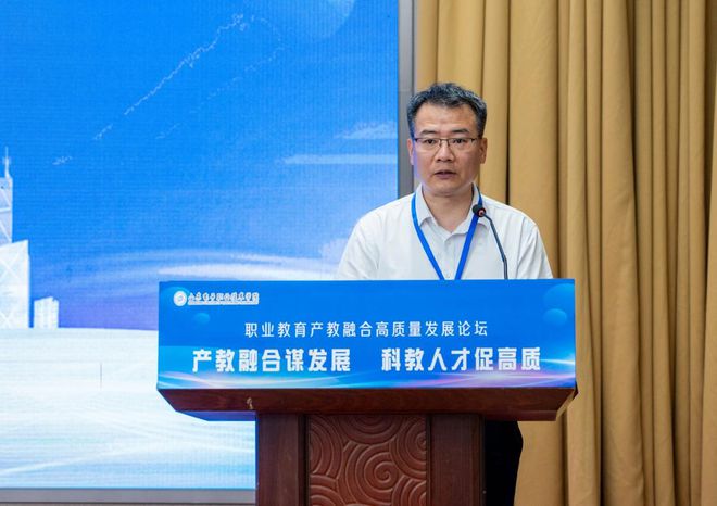 必威网站：共话职教高质量！山东电院构筑“政校企行”人才培养新机制(图3)
