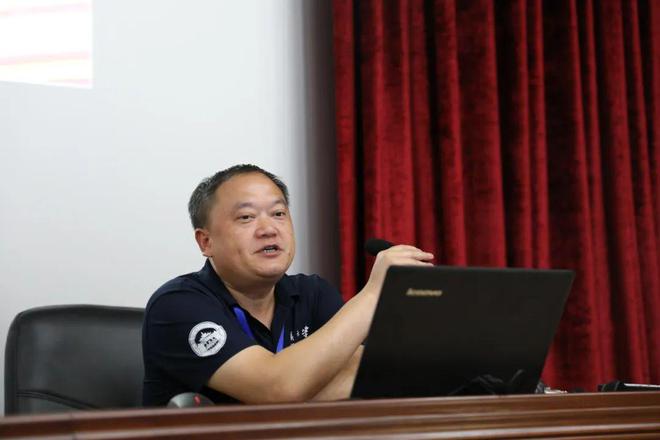 【百廿华诞】黄冈中学成功举办2024年湖北省中学生物理竞赛卓越人才培养论坛(图3)