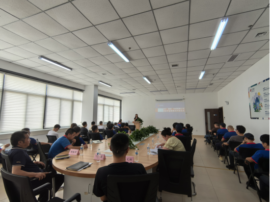 提职工技能促企业发展——雅安市2024年首期新型学徒制培训班顺利开班(图2)