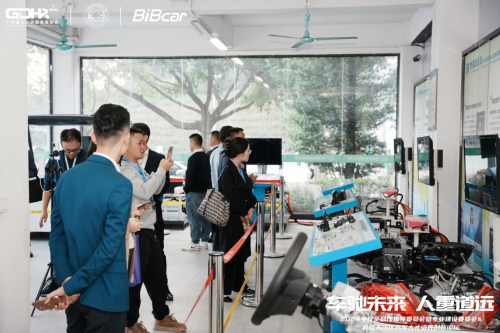 2024校企合作指导委员会暨专业建设委员会首届大湾区汽车人才培养创新论坛圆满举办！(图4)