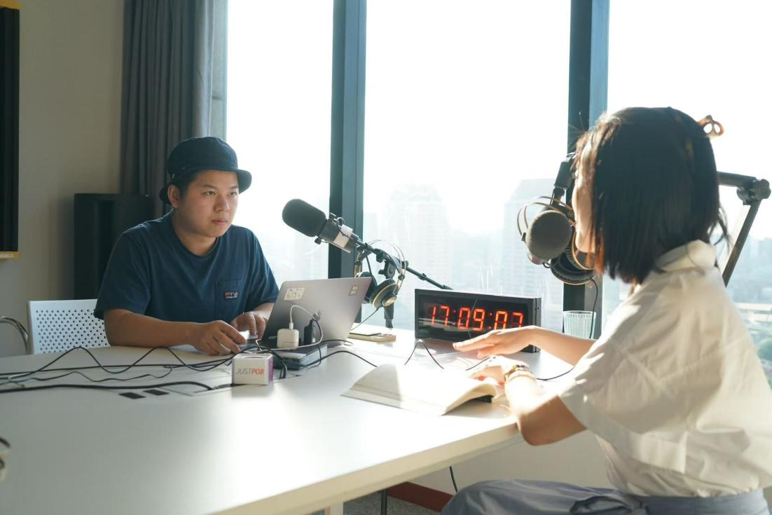 新华网财经观察丨持续演进的“耳朵经济”(图4)