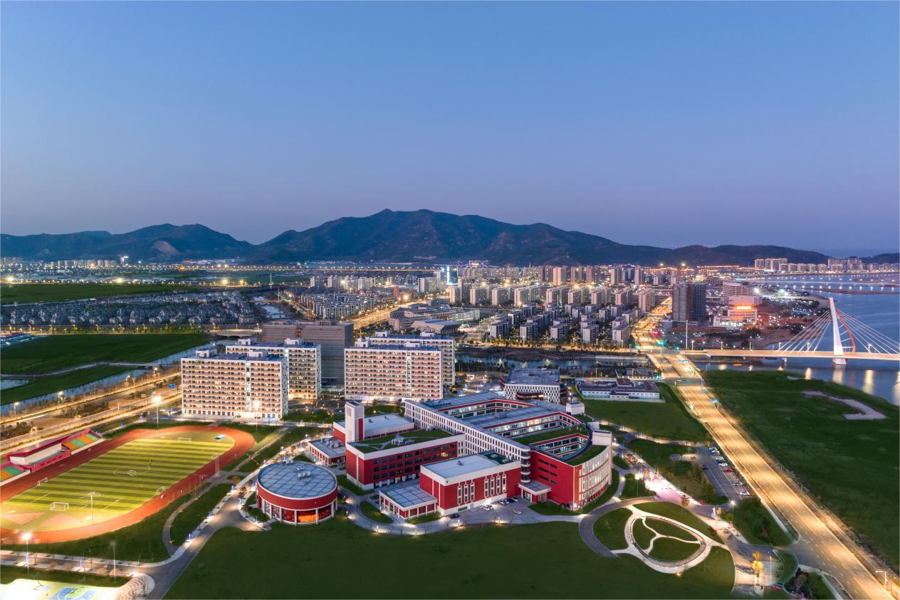 直击高考｜宁波财经学院：首设人工智能专业全面开展AI赋能人才培养工作(图4)