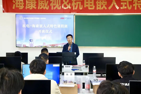 促进高质量充分就业观察｜挖掘AI潜力数字化让就业服务更智能(图1)