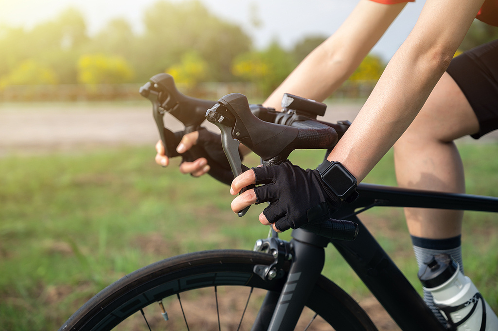 必威咨询：@广大骑友骑行如何更安全？来get正确骑行姿势锦囊(图3)