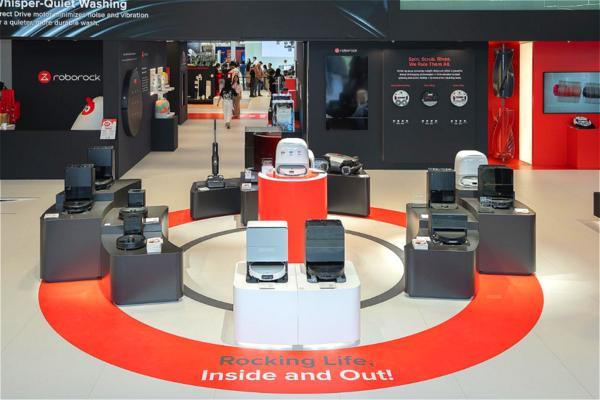 必威网站:IFA展上智能割草机重磅亮相石头科技用黑科技引爆行业发展“奇点”(图2)