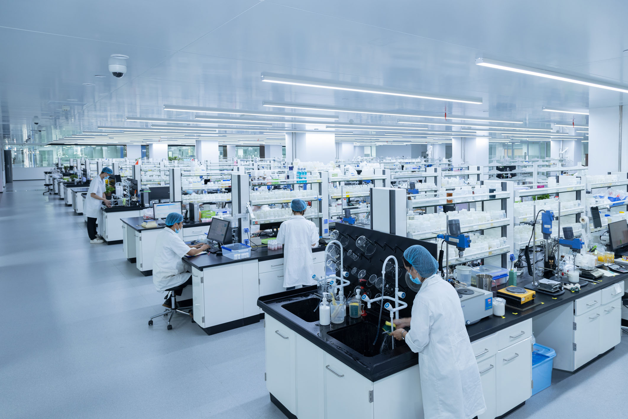 芭薇股份：“制造”“智造”“质三级跳(图1)