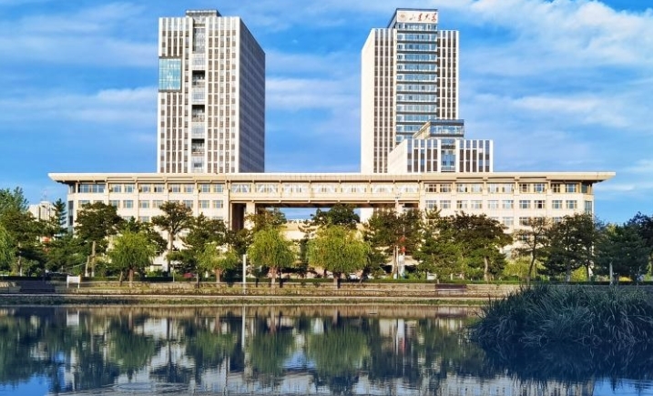 凤观实验室到育儿室：山东锚定急需学科让人才培养接地气、追前沿(图3)