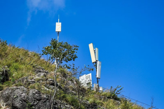 从花江峡谷大桥出发：探访“多彩贵州移起向新”(图2)