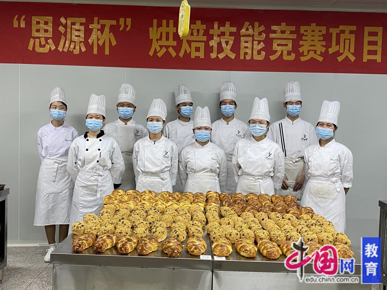 必威网站：赣州职业技术学院：产教融合“焙”育英才校企携手共谱新篇(图4)