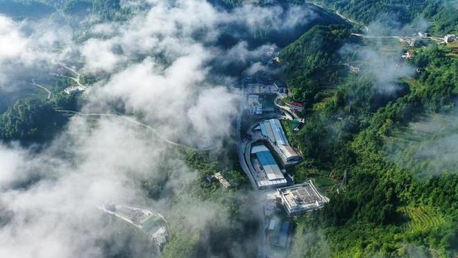 必威首页：才聚锦江千帆竞智汇铜仁万象新(图2)