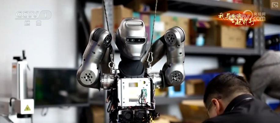 跑通“产学研用”一体化创新马拉松场景!具身智能实战中升级本领(图15)