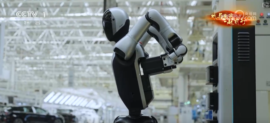 跑通“产学研用”一体化创新马拉松场景!具身智能实战中升级本领(图23)