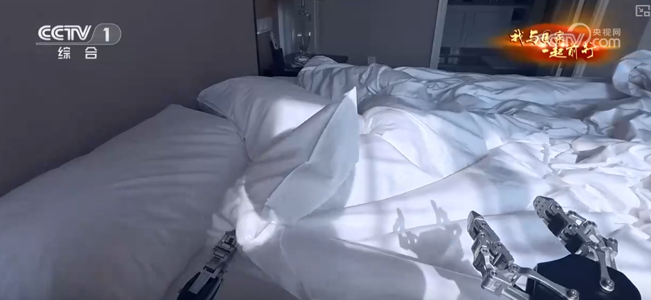 跑通“产学研用”一体化创新马拉松场景!具身智能实战中升级本领(图38)